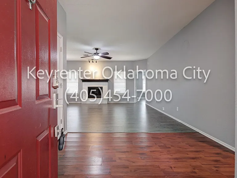 6016 SE 82nd Pl — Photo 6