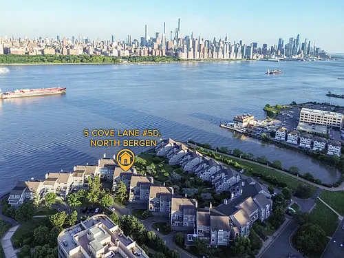 5 Cove Ln N #5D Photo 1 5 Cove Ln N #5D Photo 1