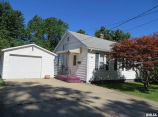 1 Mound Pl, Jacksonville, IL 62650