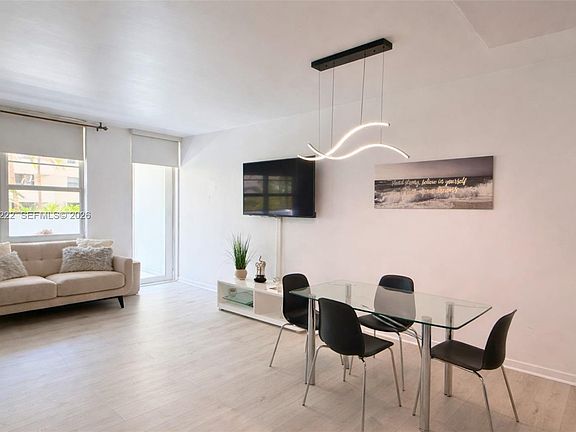 2nd image of 100 Lincoln Rd #430