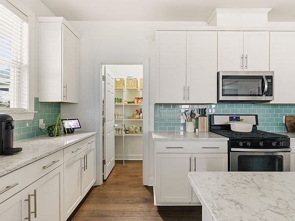 5th image of 3065 Grand Bay Ln
