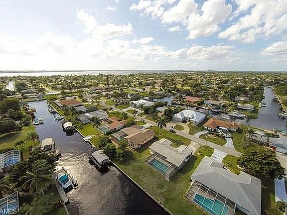 Super Close to the river