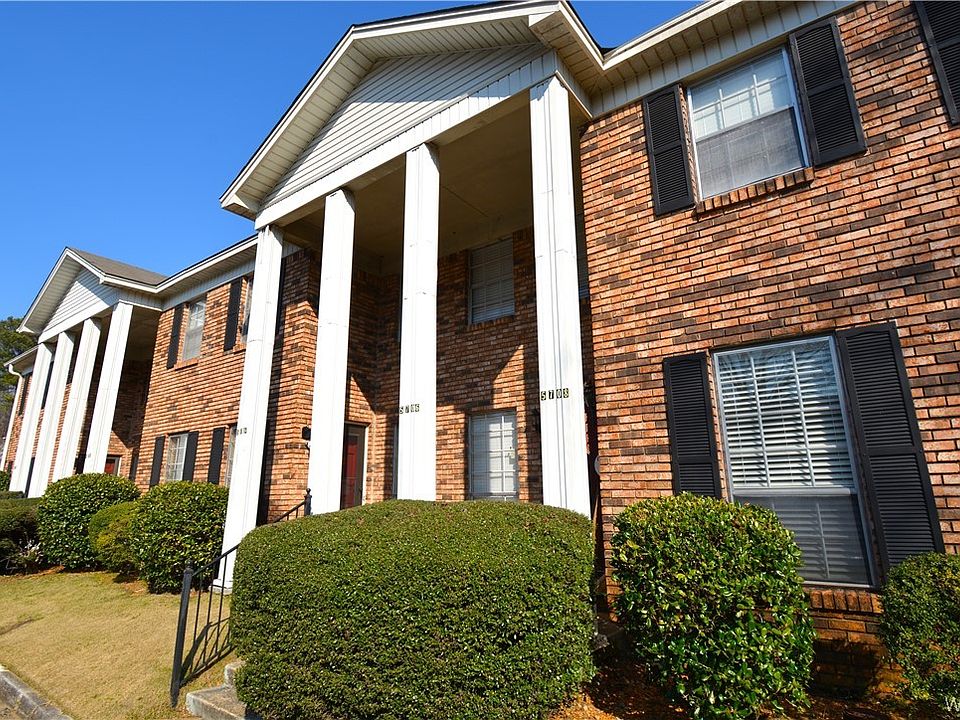 1st image of 5704 Woodland Trce