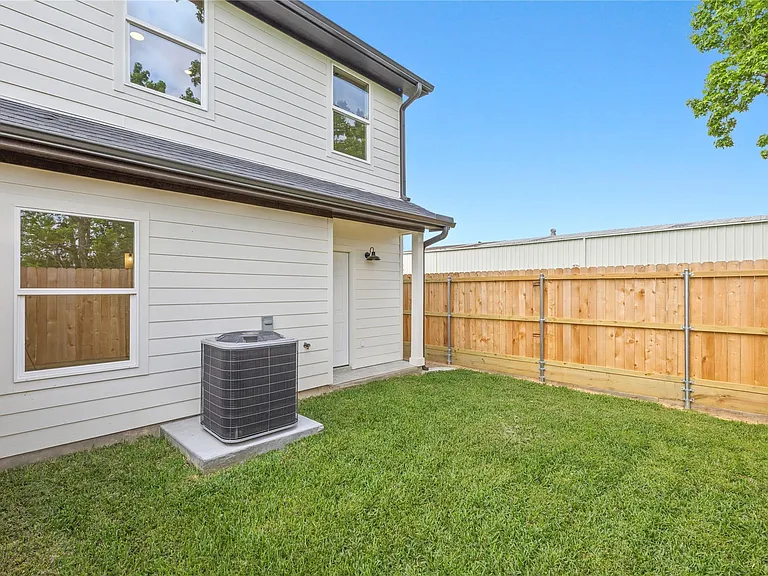 6138 Brookfield Dr #A — Photo 22