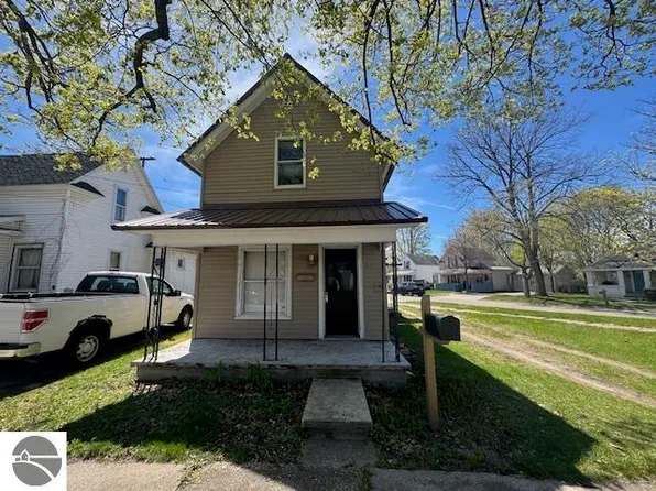 817 N Simon St, Cadillac, MI 49601