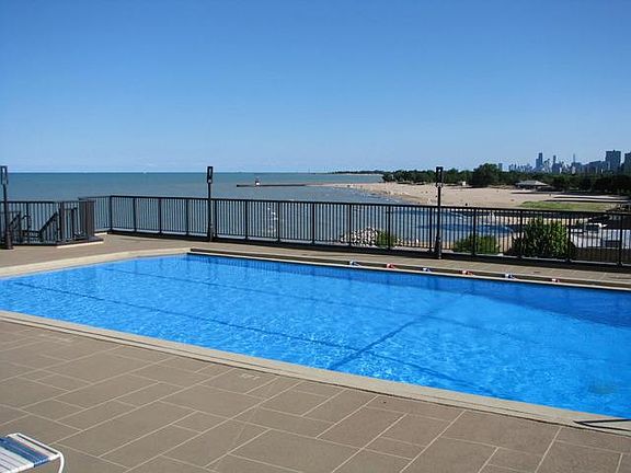 Pool-included in the rent