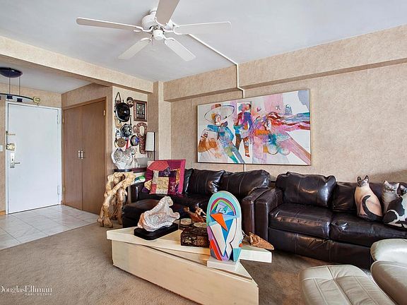 4th image of 238 E 55th St #5G