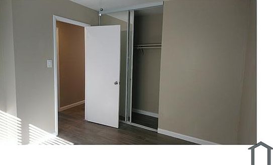 3rd image of 288 E Trident Dr
