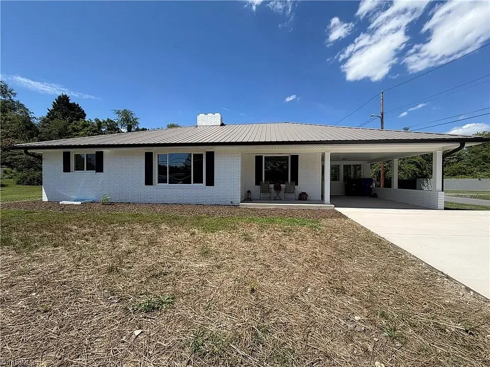 1354 Forrest Dr