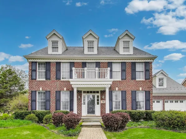 1452 Kittyhawk Ln, Glenview, IL 60026