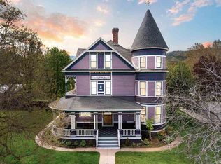 223 N Oregon St, Yreka, CA 96097