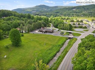 102 Banner Creek Road, Banner Elk, NC 28604