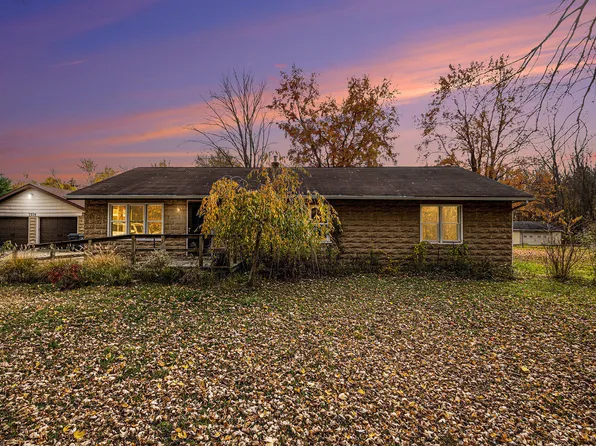 7574 Little Paw Paw Lake Rd, Coloma, MI 49038