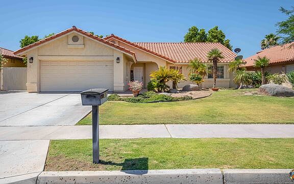2nd image of 2217 Pepper Dr