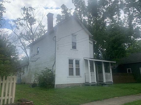 3rd image of 30 Campbell St