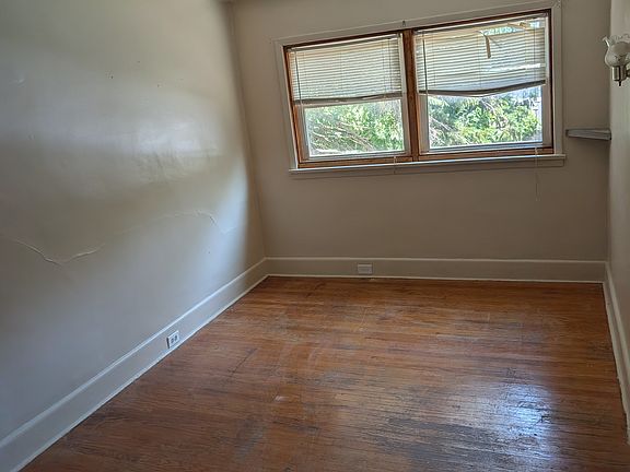 5th image of 1417 Lynn St