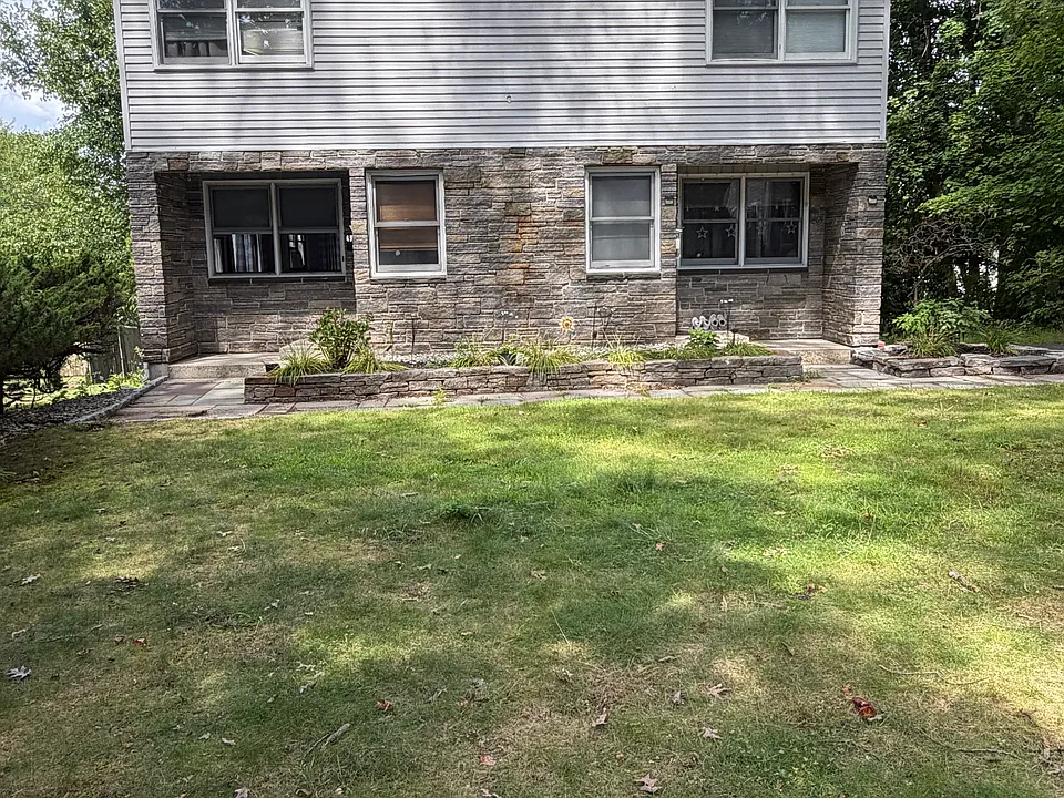 49 Clinton St #49