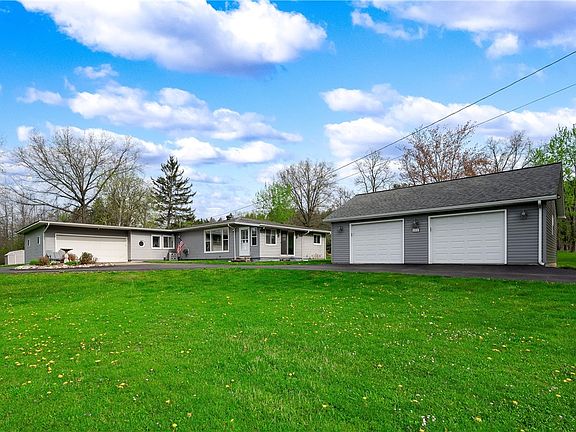 2nd image of 321 Palmer Rd