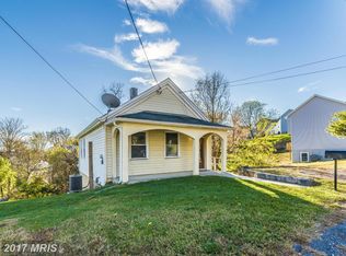 914 E C St, Brunswick, MD 21716