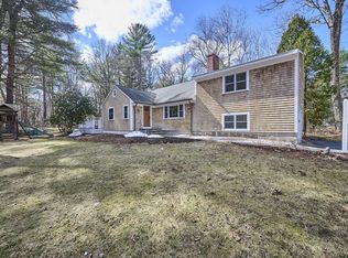 42 Troutbrook Rd, Dover, MA 02030