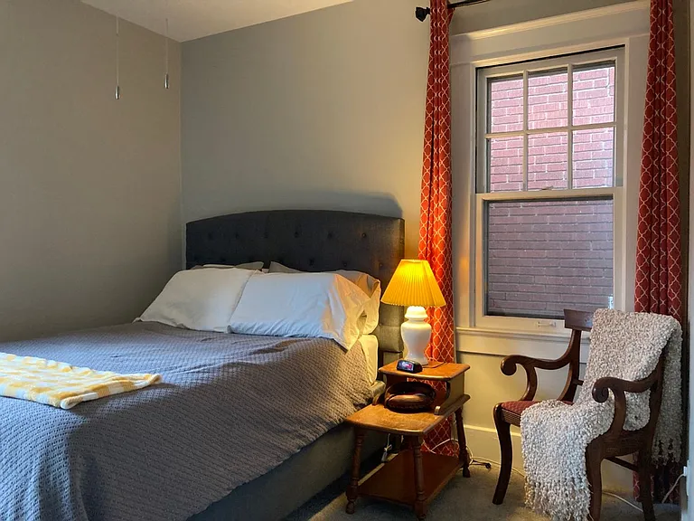 124 Cannons Ln — Photo 18