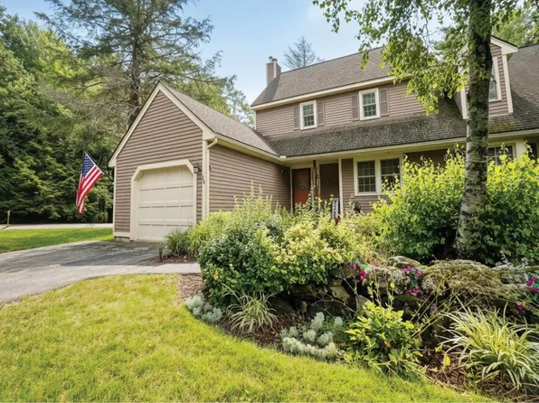 25 Villager Road, Chester, NH 03036