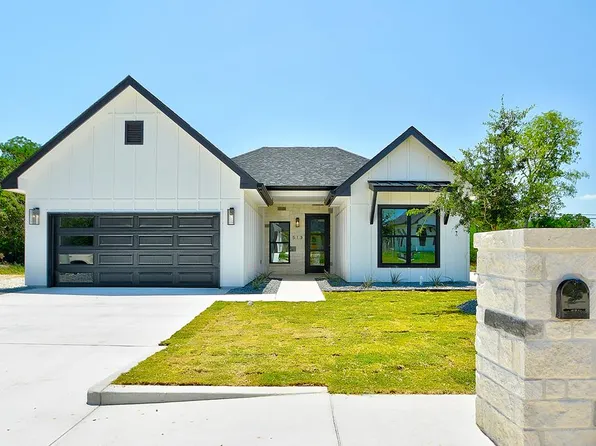 513 Conner Ct, Kerrville, TX 78028