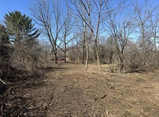 3120 S Wehr Rd, New Berlin, WI 53146