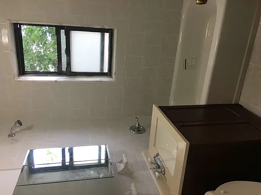 Rented by Metropolis International Realty Inc. | media 9