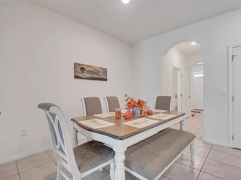 1394 Yellow Finch Dr — Photo 50