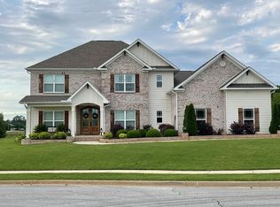 211 Farmdale Dr, Madison, AL 35756