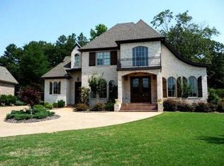 3812 Riviera Dr, Jonesboro, AR 72404