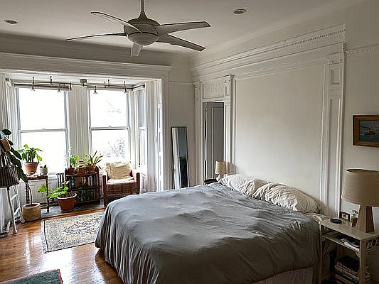 2nd image of 366 Macon St APT 3