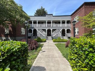 Dover Apartments, Portland, OR 97210