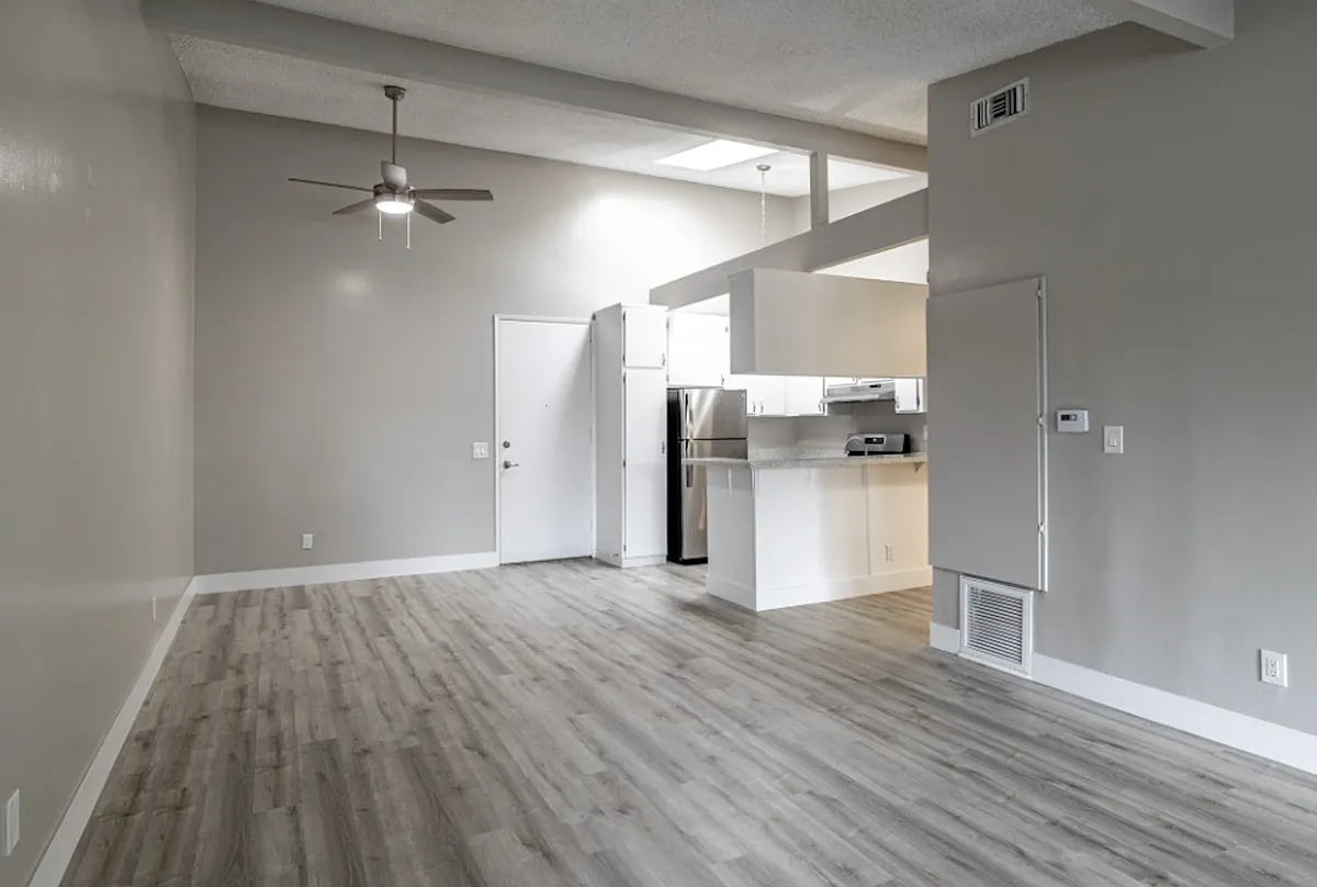 Building Photo - The Arbors Santa Ana