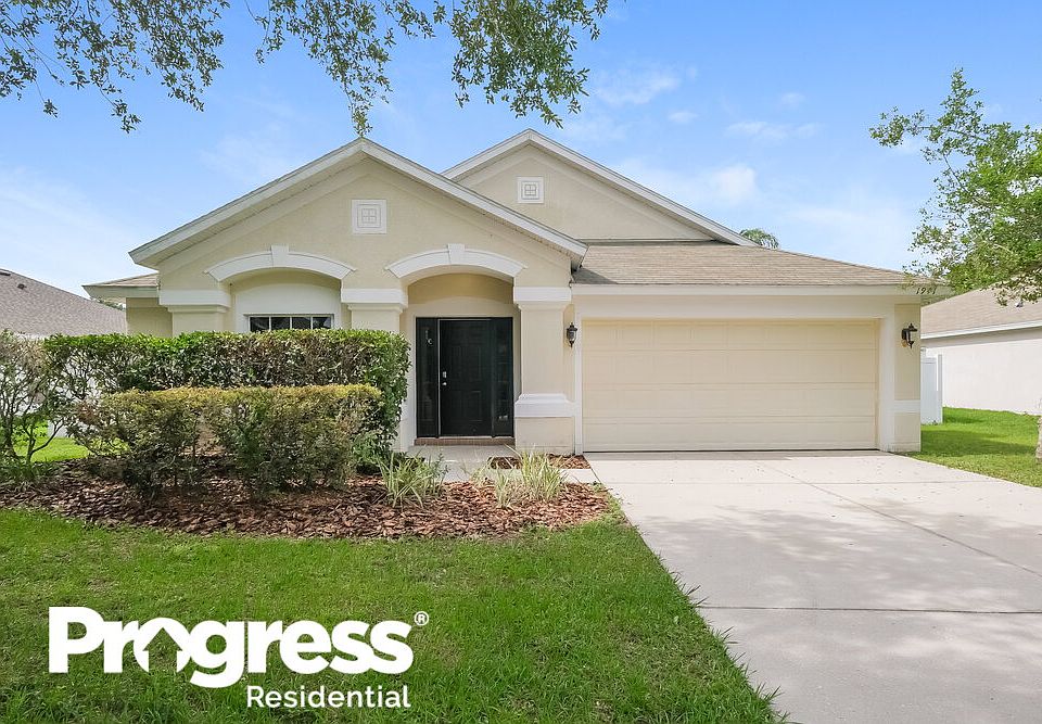 1st image of 1941 Samantha Ln
