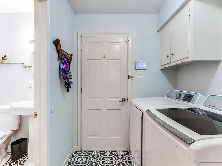 4805 Creighton Dr — Photo 26