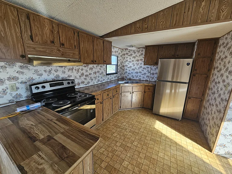 3000 E 3rd Ave #34 — Photo 6