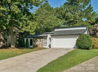 7210 Tressel Ln, Mint Hill, NC 28227