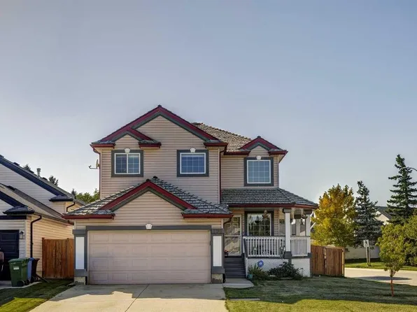 196 Harvest Park Way NE, Calgary, AB T3K 4H8