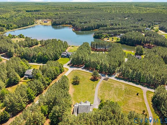 3rd image of 3845 Mill Mount Dr