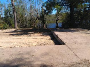 139 Bob Little Dr, Wewahitchka, FL 32465