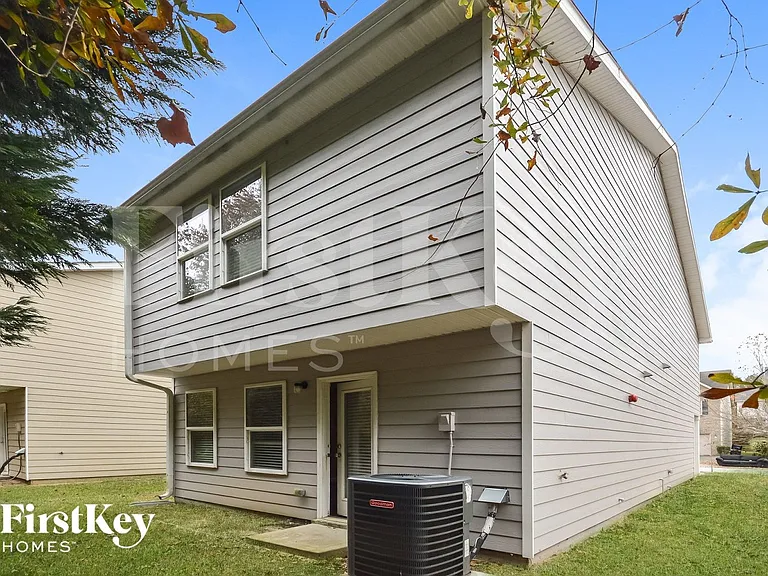 2044 Reavis Blf — Photo 15
