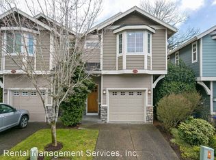 2154 NE Multnomah St, Portland, OR 97232