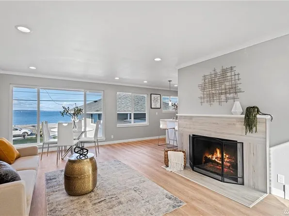 2301 Bonair Pl SE, Seattle, WA 98116