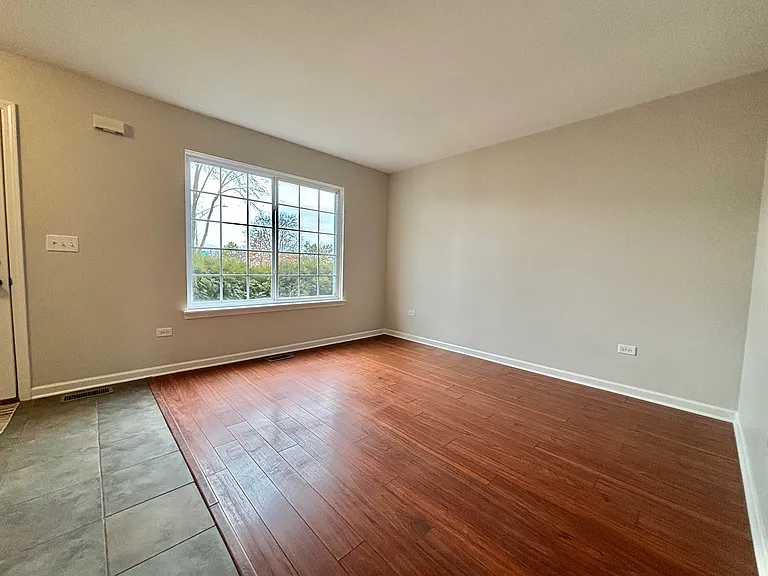 1304 Kettleson Dr — Photo 3