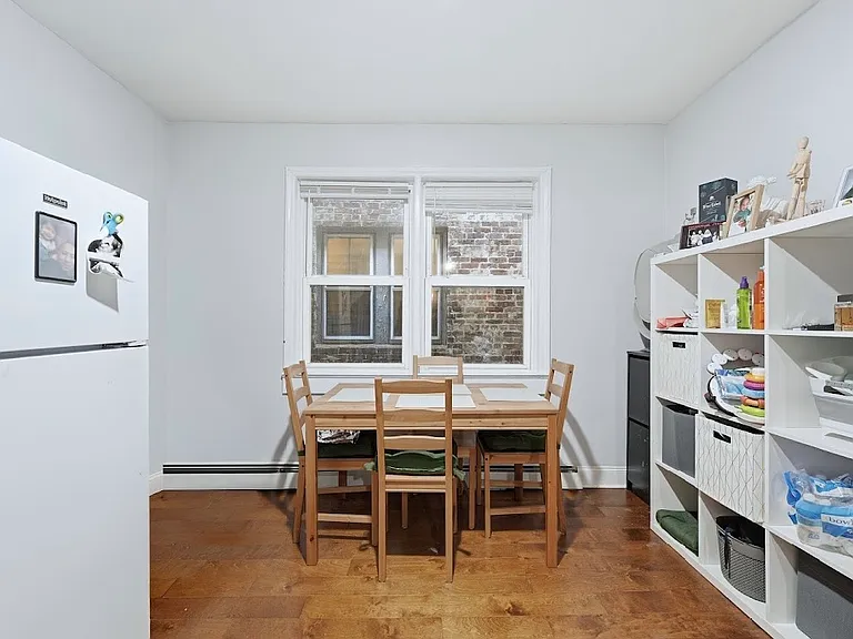 328 John St #1 — Photo 3