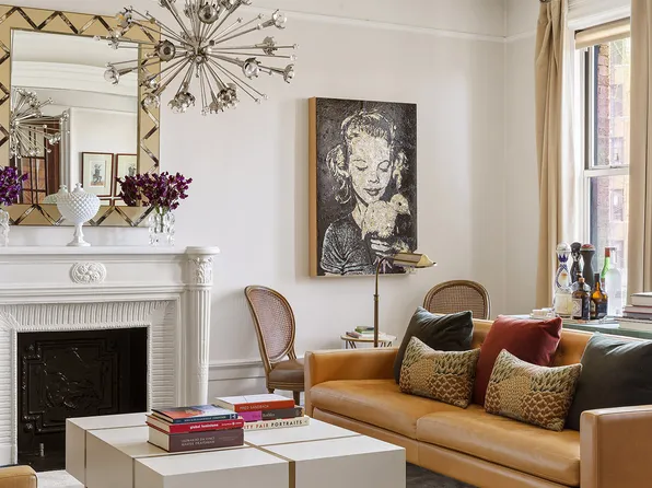 800 Riverside Drive image 2 of 17