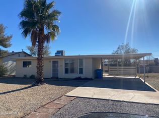 1515 W Behrend Dr, Phoenix, AZ 85027
