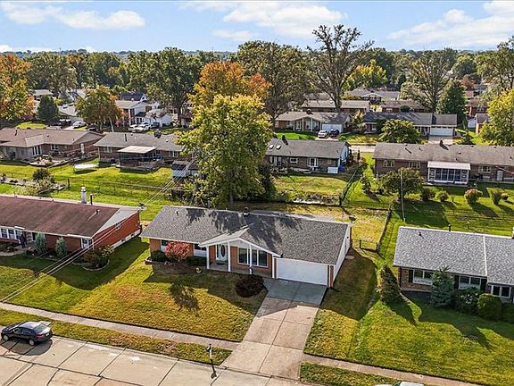 2nd image of 2838 Flintwood Dr